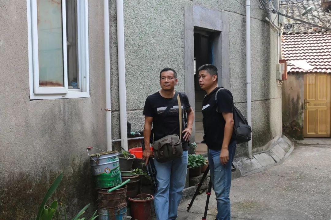 ESPN最新战队排行与小巷特色小店探秘,结合热门与独特的标题推荐