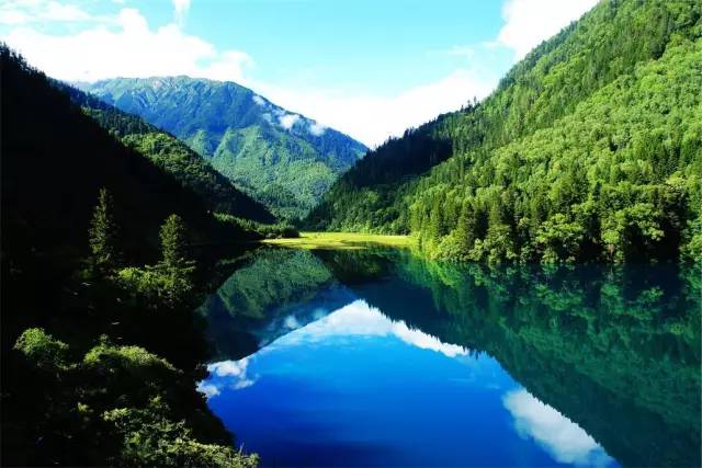 青娱乐官网首页,探索自然美景,寻找内心平和之旅