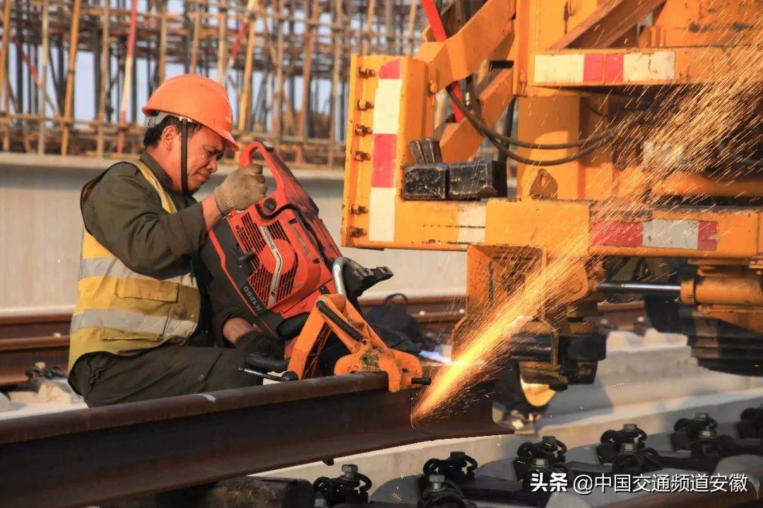 临泉县高铁最新消息,最新答案诠释说明_影音体验版23.994