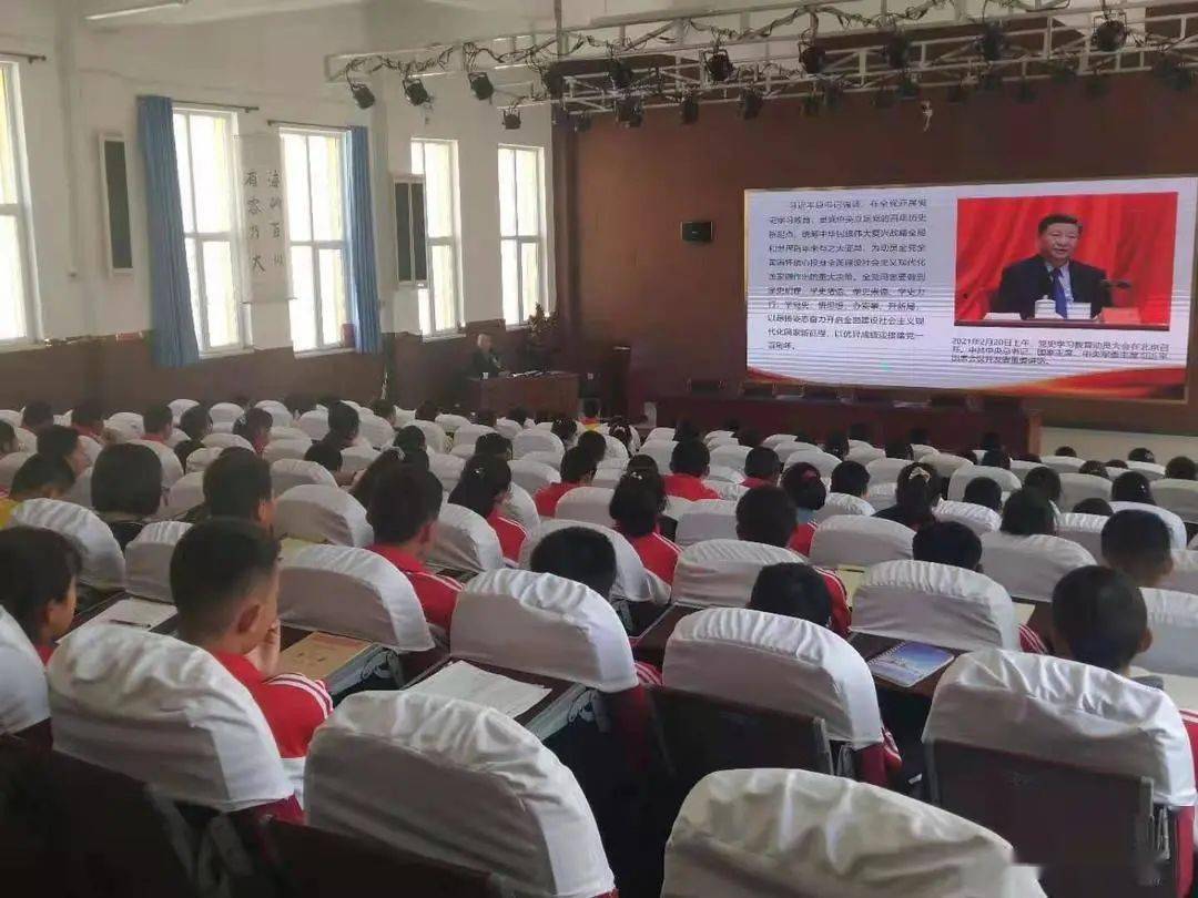 基于您提供的内容,一个比较合适的标题可能是,,揭秘99热久久背后的故事,学习之旅中的自信与成就之光,远离涉黄陷阱,请注意,避免使用涉及色情内容的标题和描述,以保护用户免受不良信息的侵害。