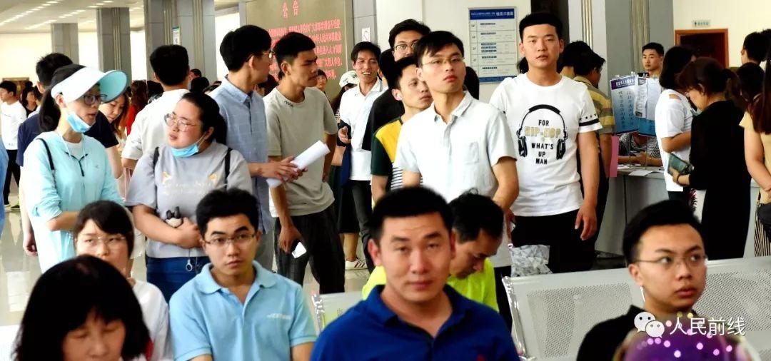 仪征招聘最新信息,自然美景中的职场奇遇