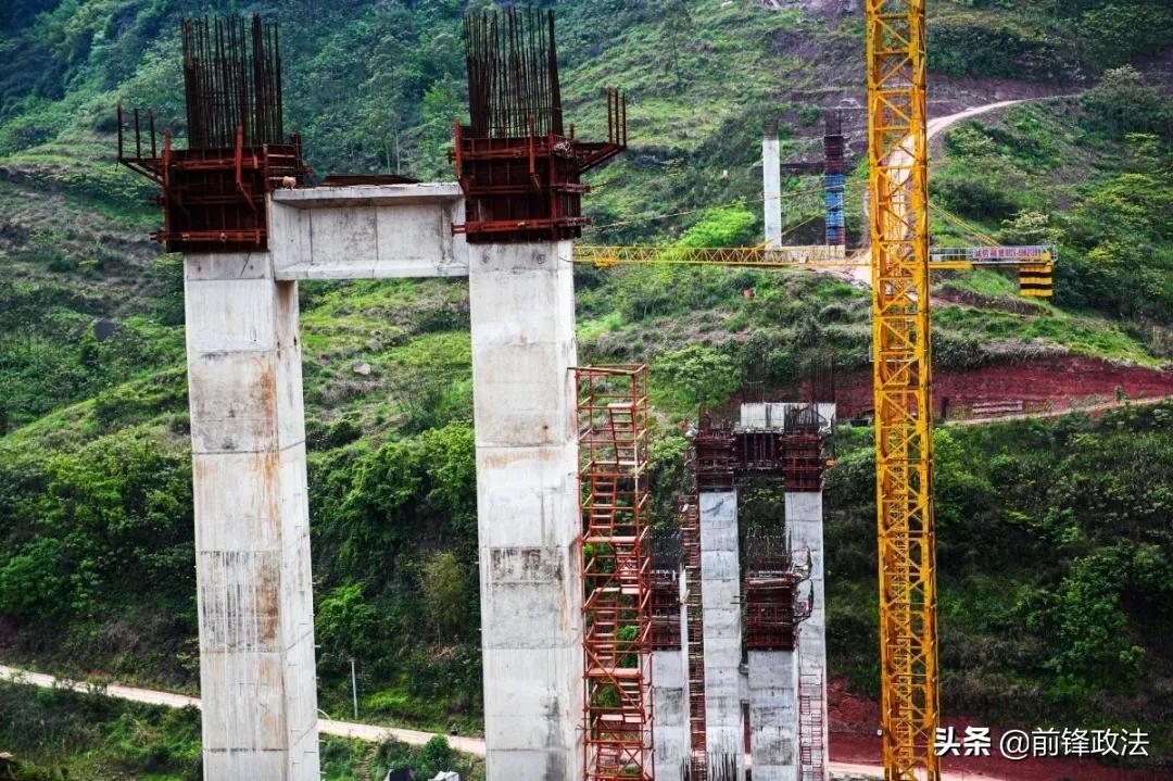 涪柳铁路最新动态,小巷情怀与美食探寻之路