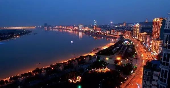 四川成渝新动态,地区发展的蓬勃活力与未来展望