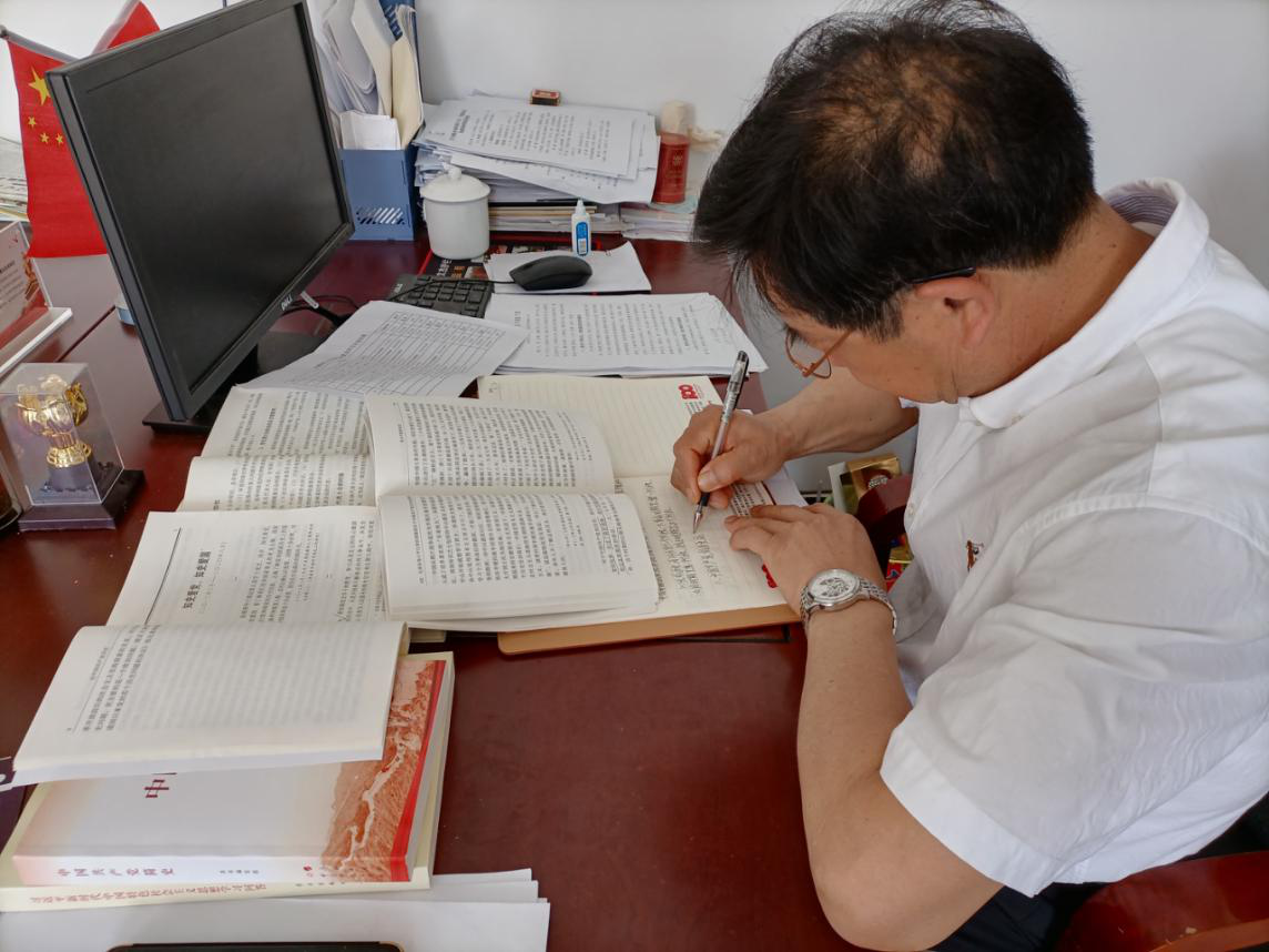 花楹记最新动态,变化中的学习之路与自信成就的力量