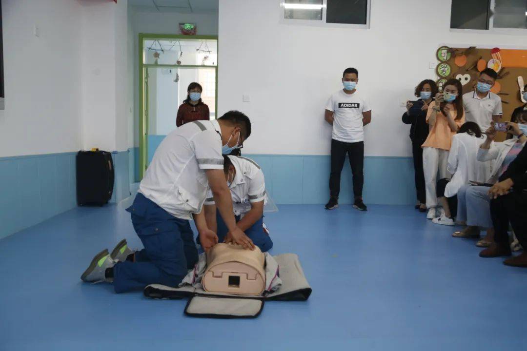 微山城市广场最新动态,变化中的力量,学习与成长的自信之路