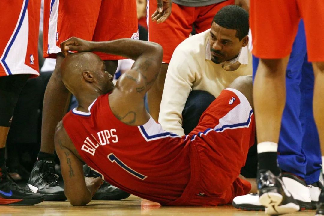 科比跟腱断裂的挑战与胜利,赛场上的变化与自信的胜利